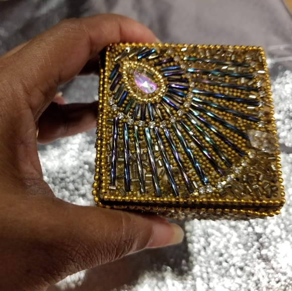 Square Beaded Mini Jewelry Box - Picture 2 of 6
